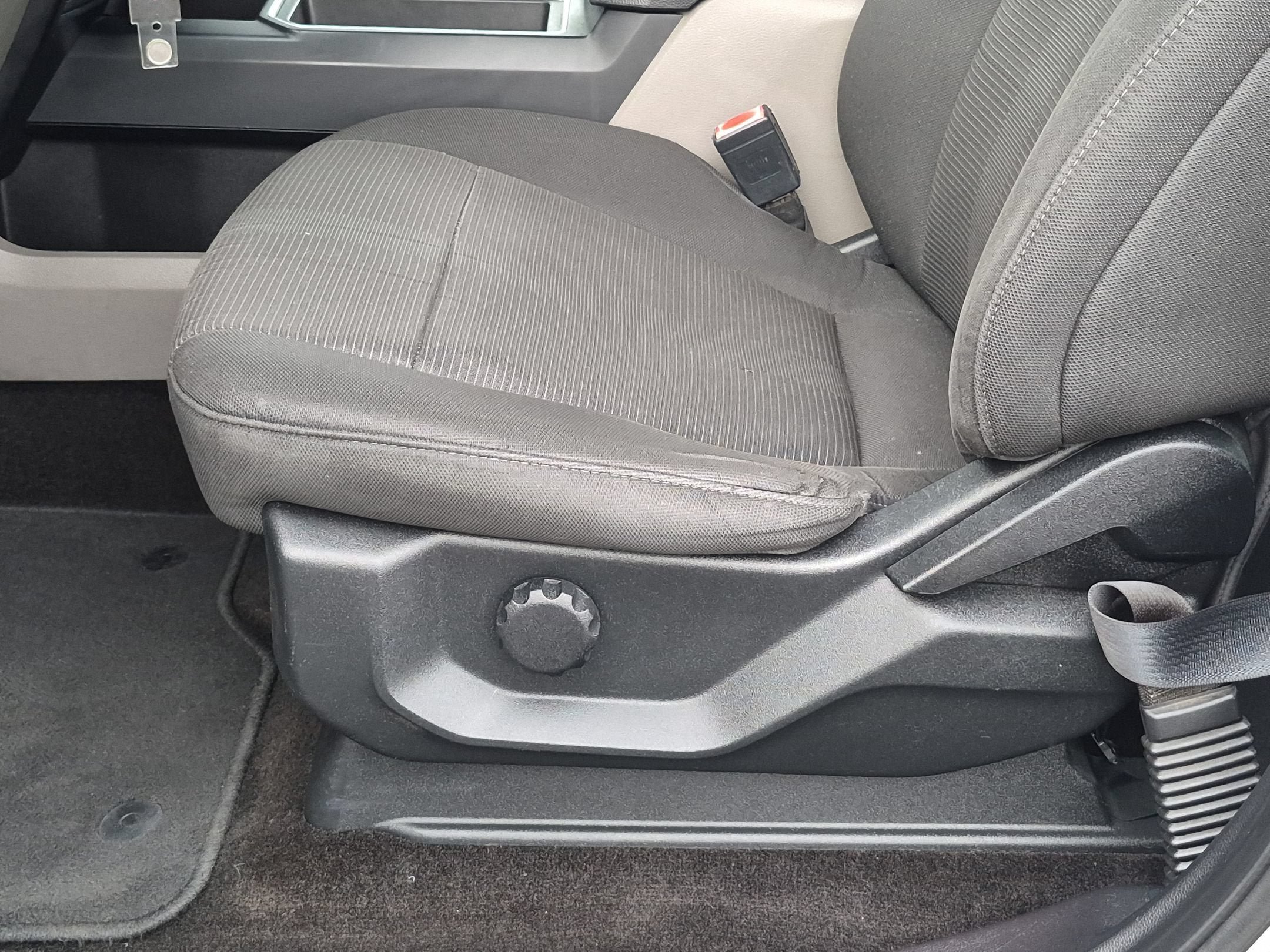 Used 2018 Ford F150 XL w/ Equipment Group 101A Mid AWD/4WD image 14