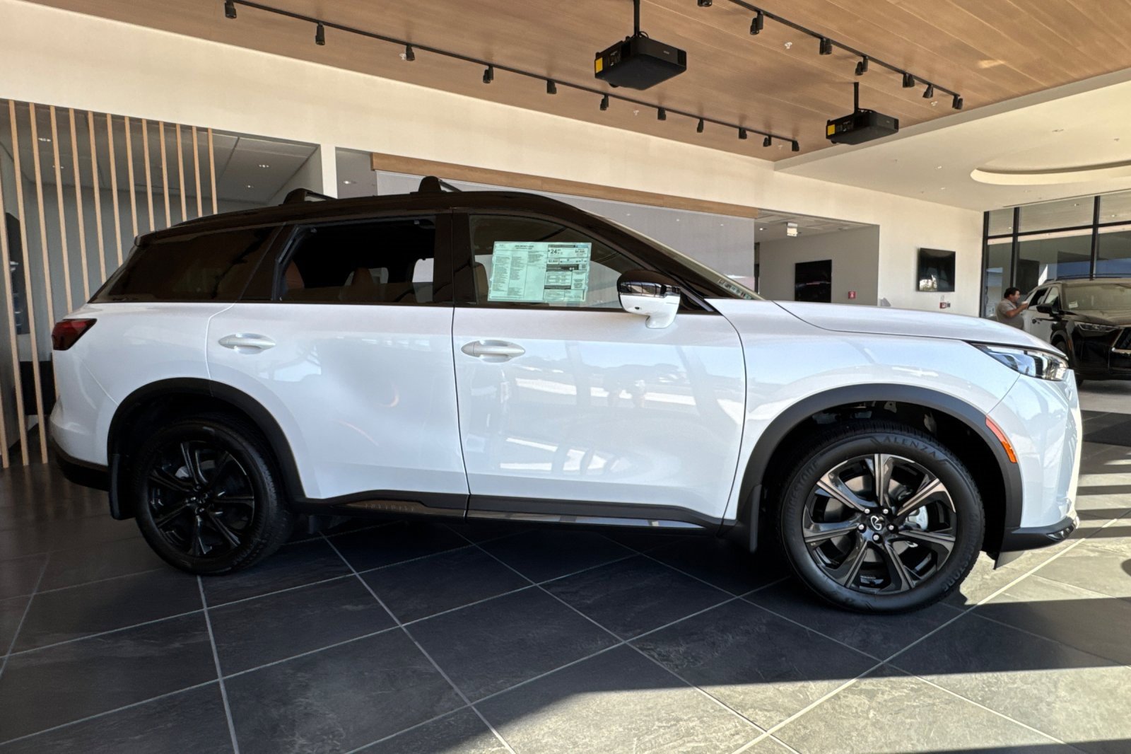 New 2026 INFINITI QX60 Autograph w/ Dark Cargo Package image 6