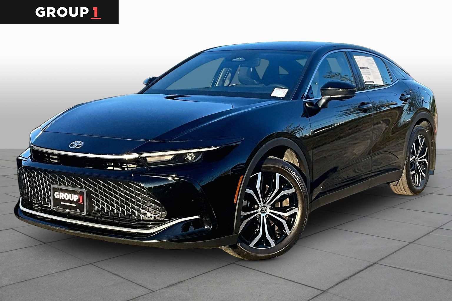 Used 2026 Toyota Crown AWD/4WD image 1