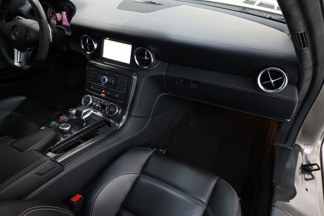Used 2012 Mercedes-Benz SLS AMG Coupe image 76