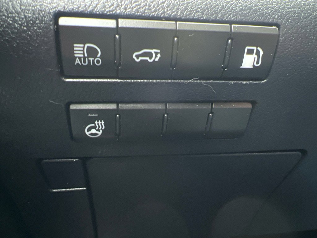 Used 2022 Lexus RX 450hL AWD w/ Premium Package image 24