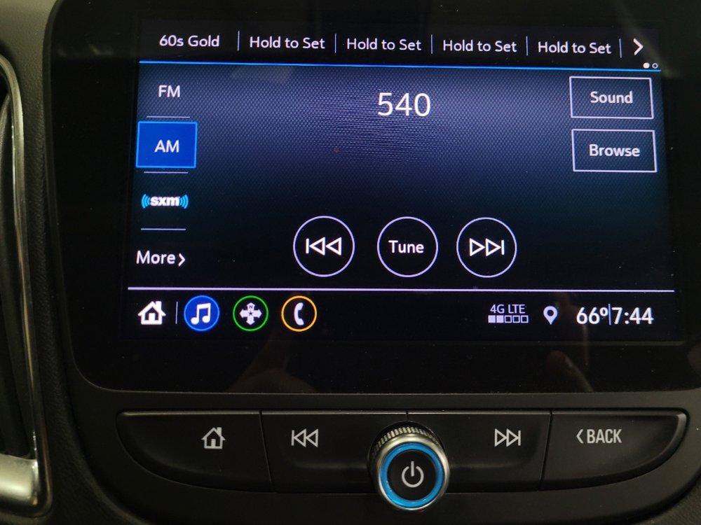 Used 2020 Chevrolet Malibu LT image 25