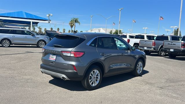 Certified 2022 Ford Escape SE w/ Convenience Package AWD/4WD image 3
