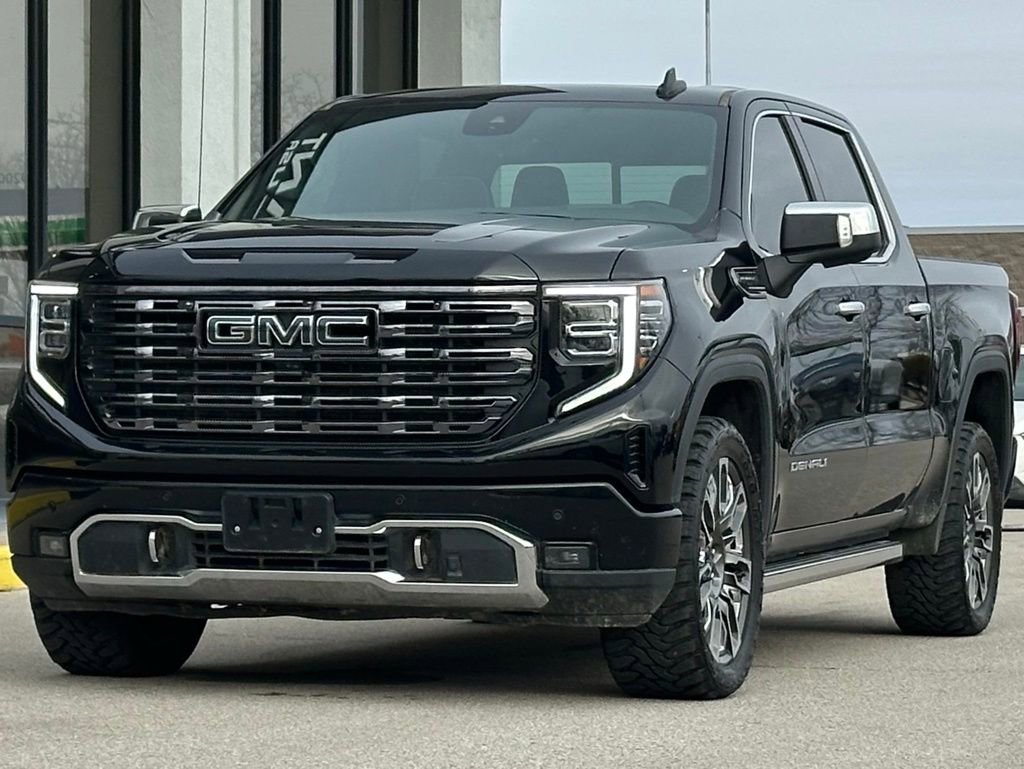 Used 2025 GMC Sierra 1500 Denali Ultimate image 4