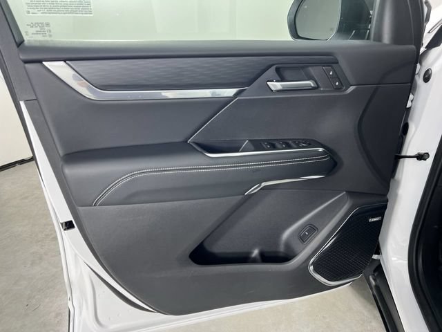 Used 2026 GMC Acadia Elevation w/ Black Edition FWD image 22