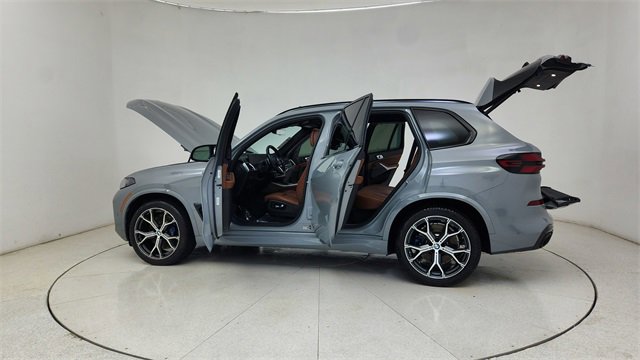 Used 2024 BMW X5 M60i image 74