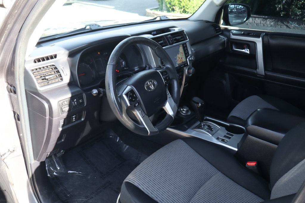 Used 2021 Toyota 4Runner SR5 AWD/4WD image 22