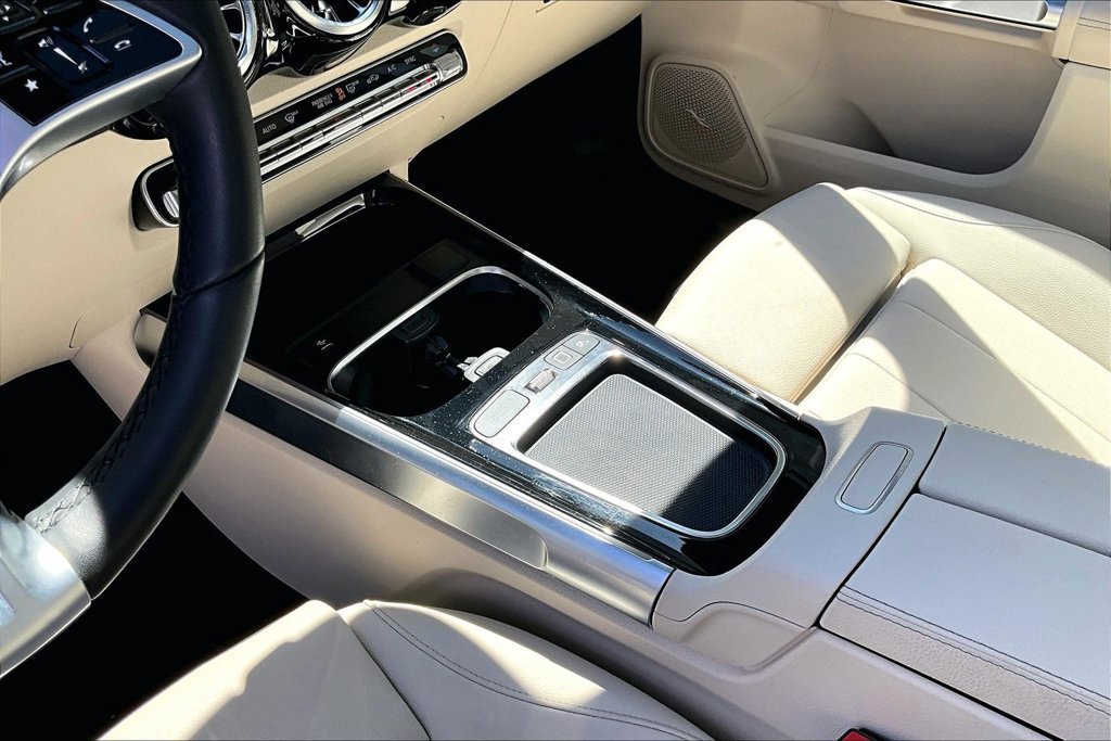 Used 2026 Mercedes-Benz GLB 250 4MATIC image 14