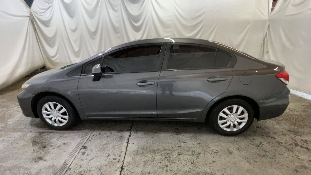 Used 2013 Honda Civic LX image 5