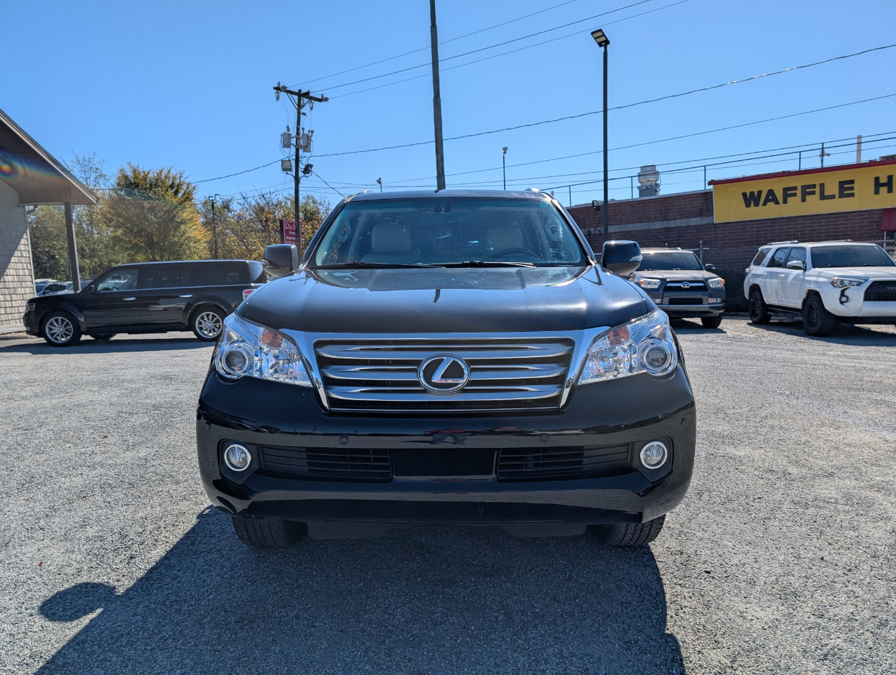 Used 2011 Lexus GX 460 image 2