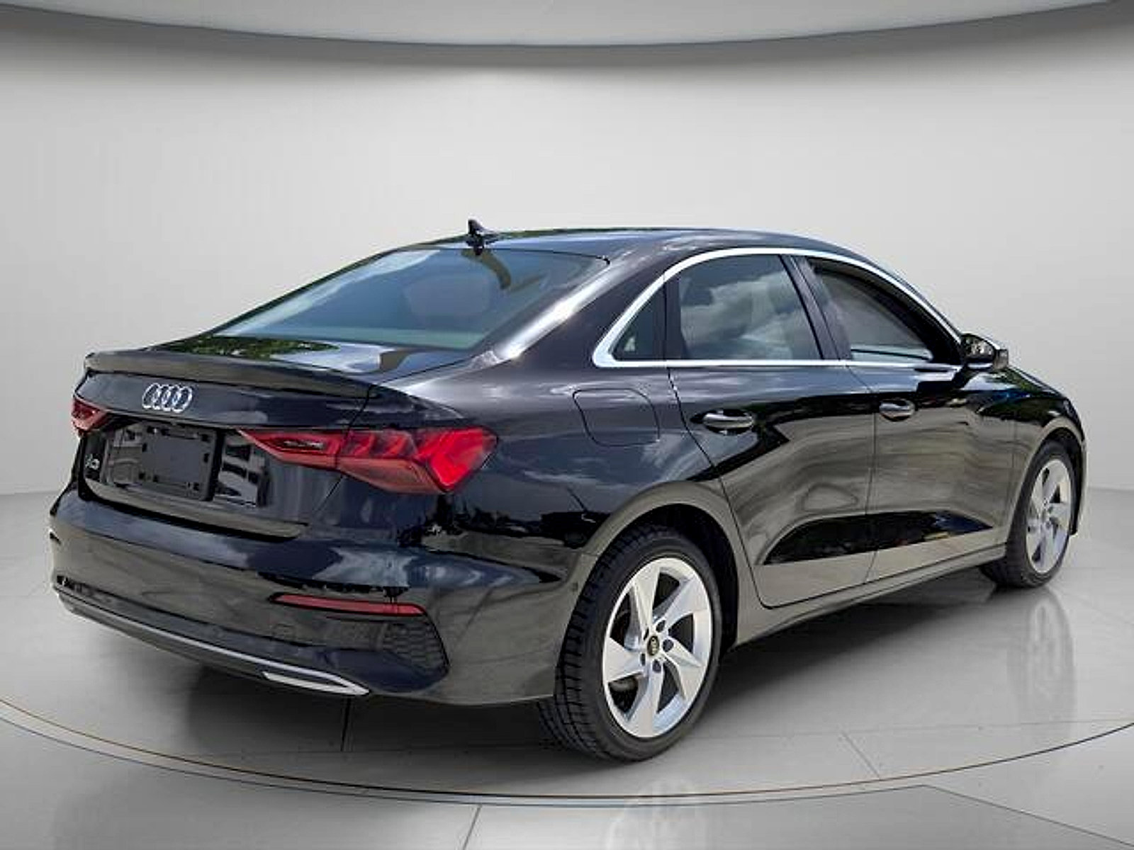 Used 2023 Audi A3 2.0T Premium FWD image 7