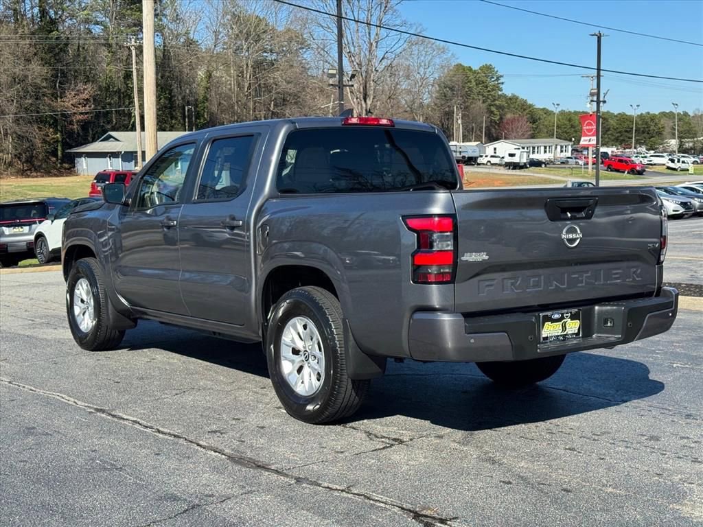 Certified 2024 Nissan Frontier SV w/ Technology Package image 5