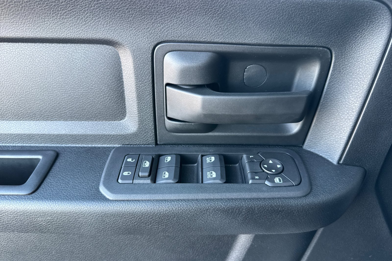 New 2026 RAM 3500 Tradesman AWD/4WD image 10