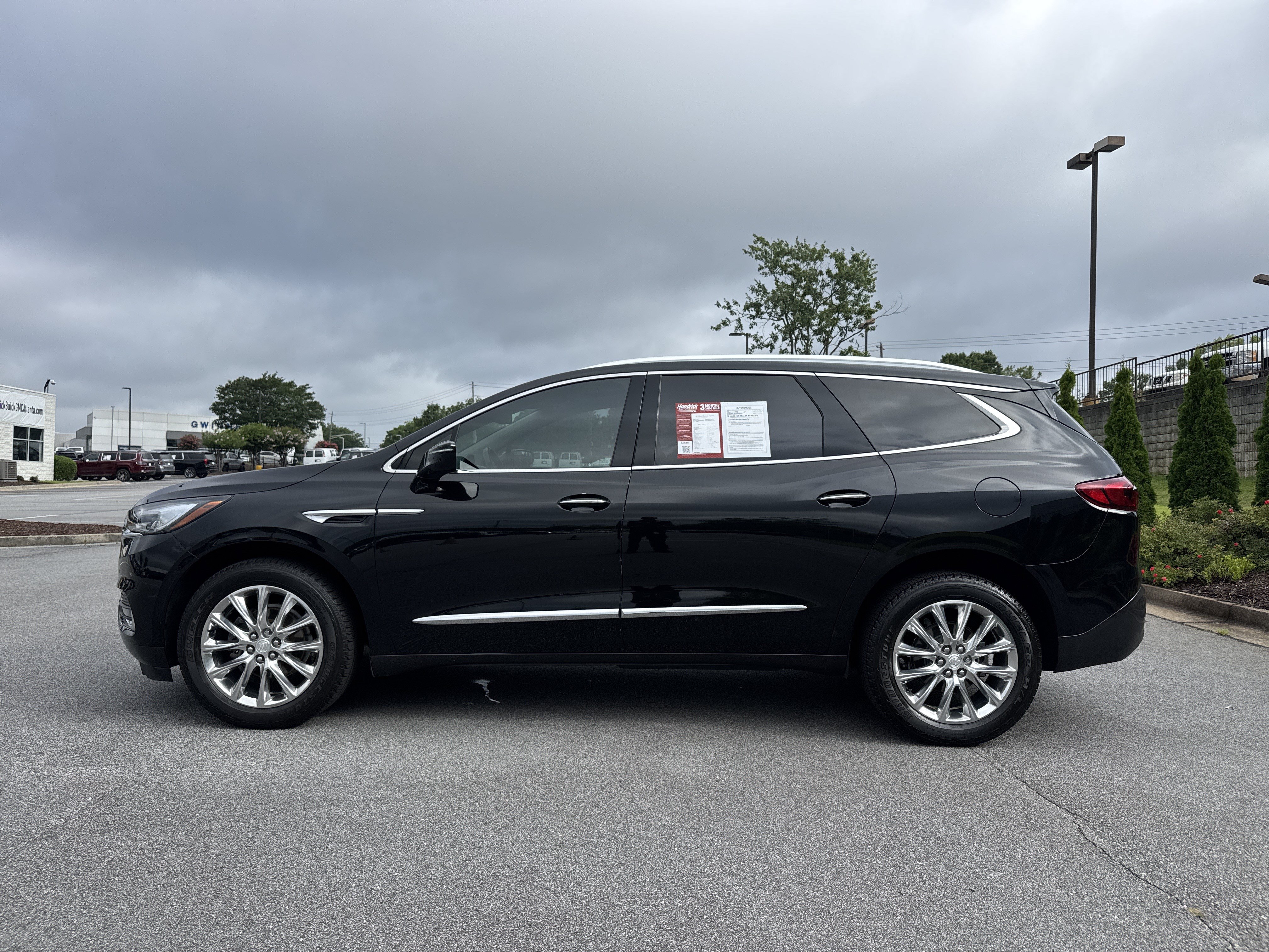 Used 2018 Buick Enclave Premium w/ Experience Buick Package FWD image 7