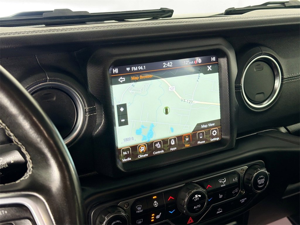 Used 2022 Jeep Wrangler Unlimited Sahara w/ Cold Weather Group image 14