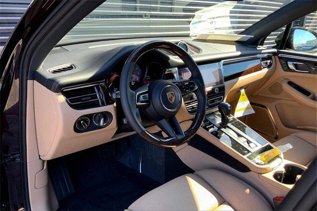 New 2026 Porsche Macan S image 4