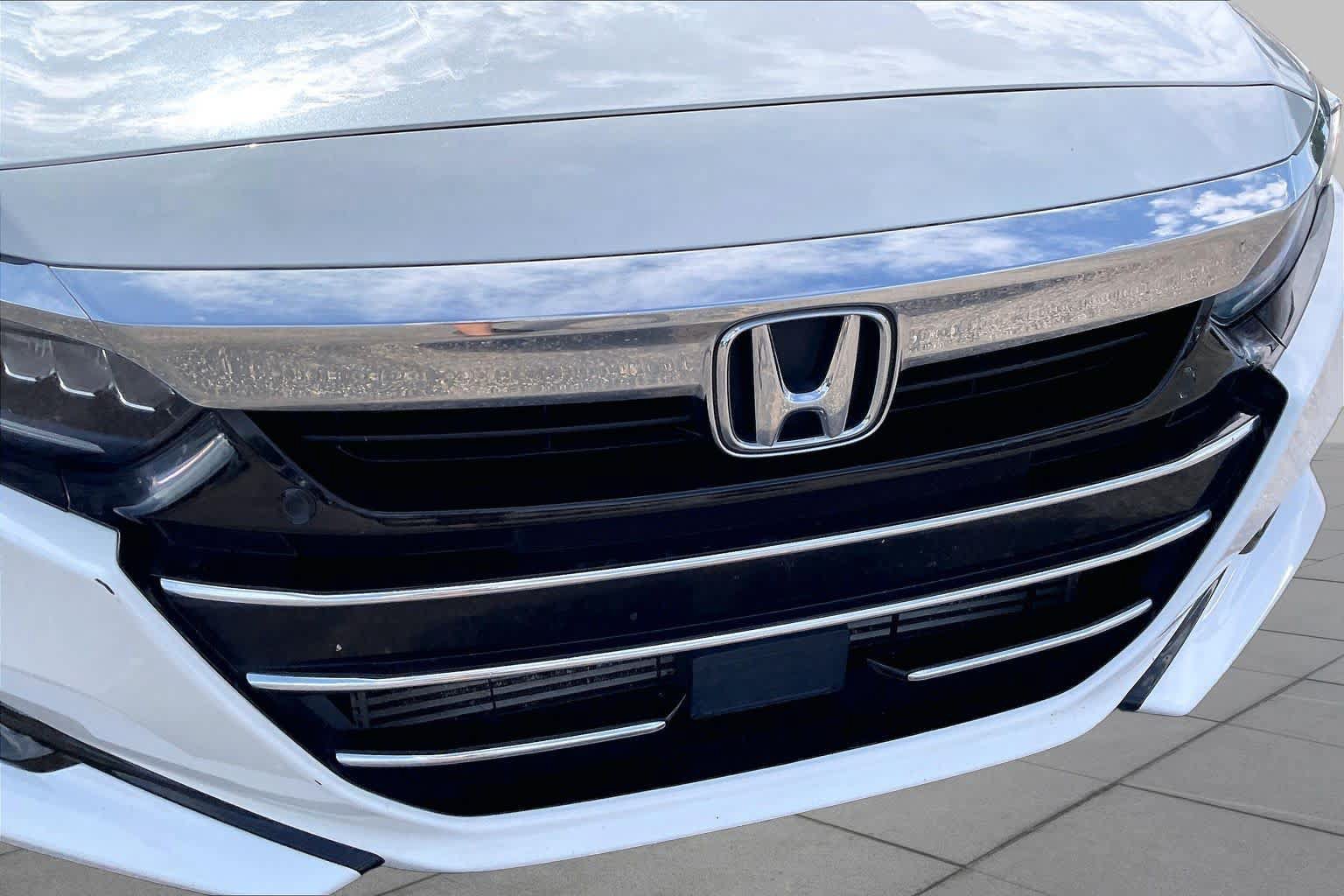 Used 2022 Honda Accord Touring image 29