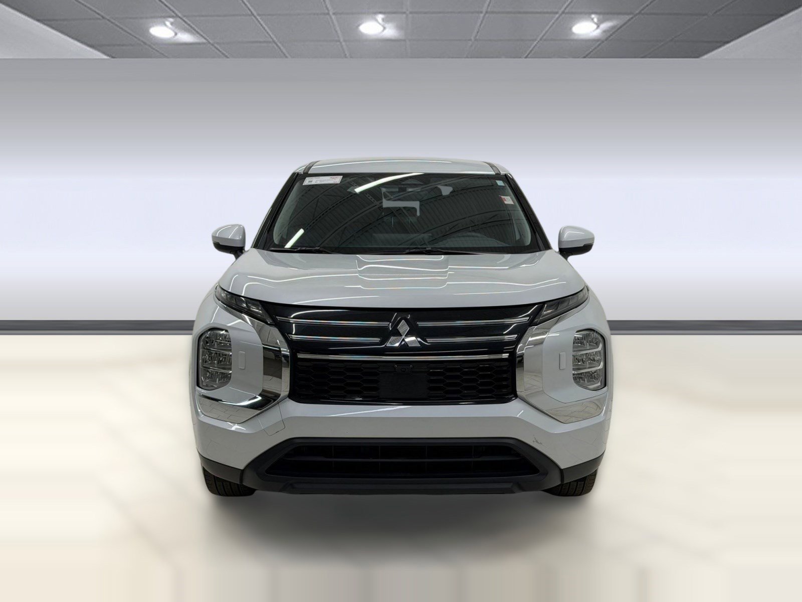 Used 2025 Mitsubishi Outlander ES image 5