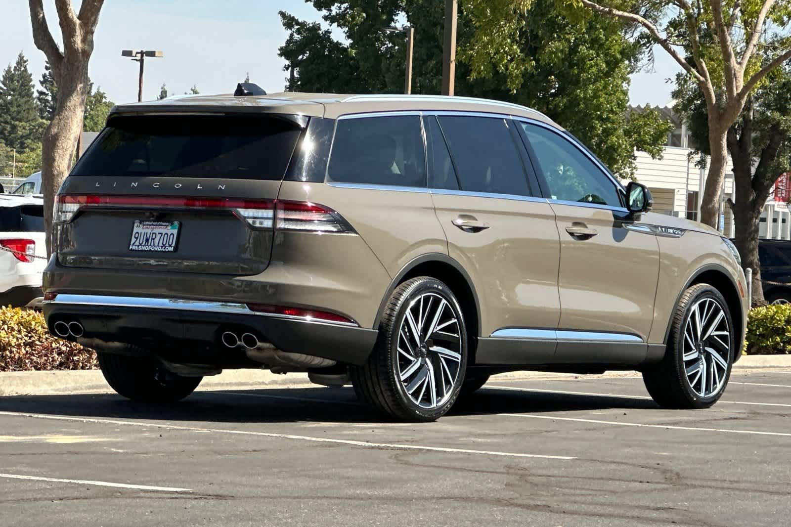 Certified 2025 Lincoln Aviator Reserve w/ Equipment Group 201A AWD/4WD video 2