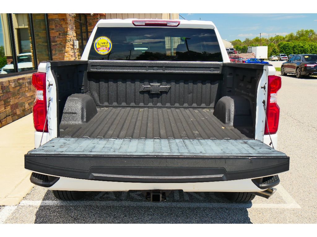 Used 2019 Chevrolet Silverado 1500 Custom w/ Custom Value Package AWD/4WD image 26