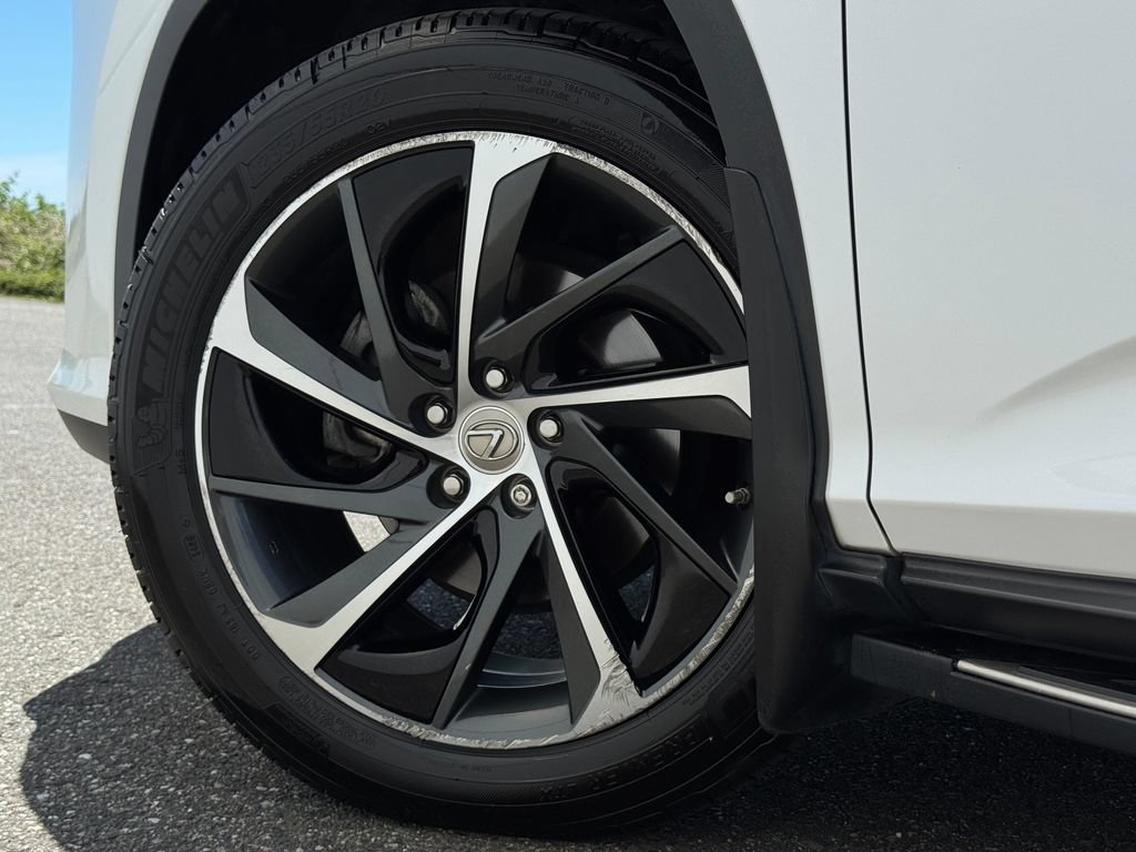 Used 2017 Lexus RX 450h AWD image 26