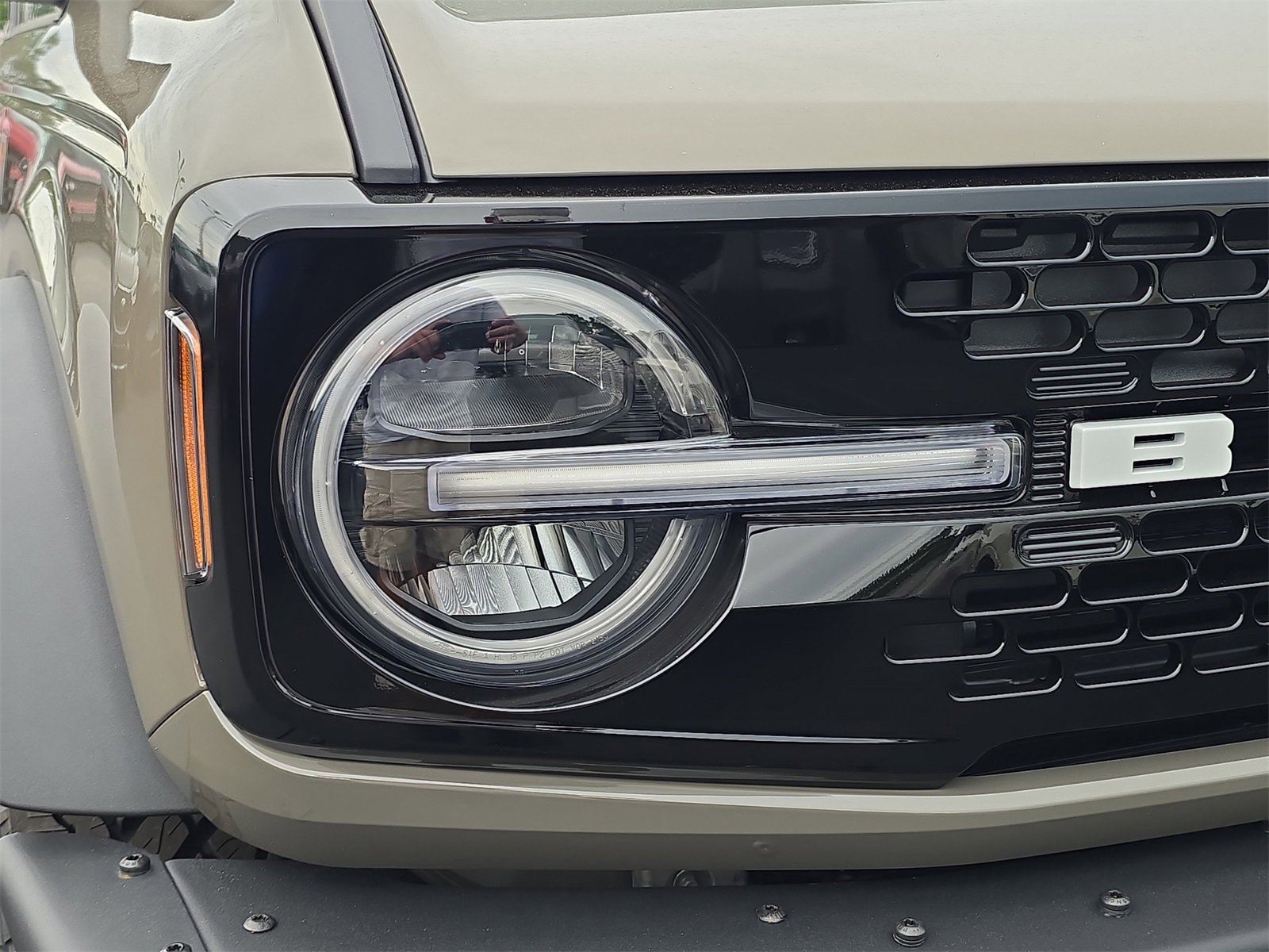 New 2025 Ford Bronco Badlands image 7