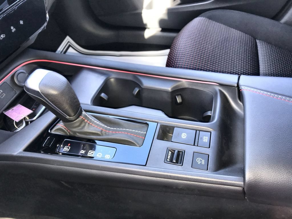 New 2026 Nissan Sentra SR w/ Floor Mat Package FWD image 19