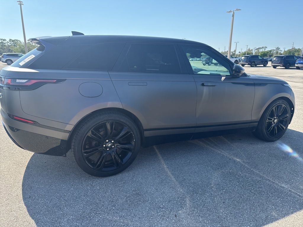 Used 2021 Land Rover Range Rover Velar R-Dynamic S image 2