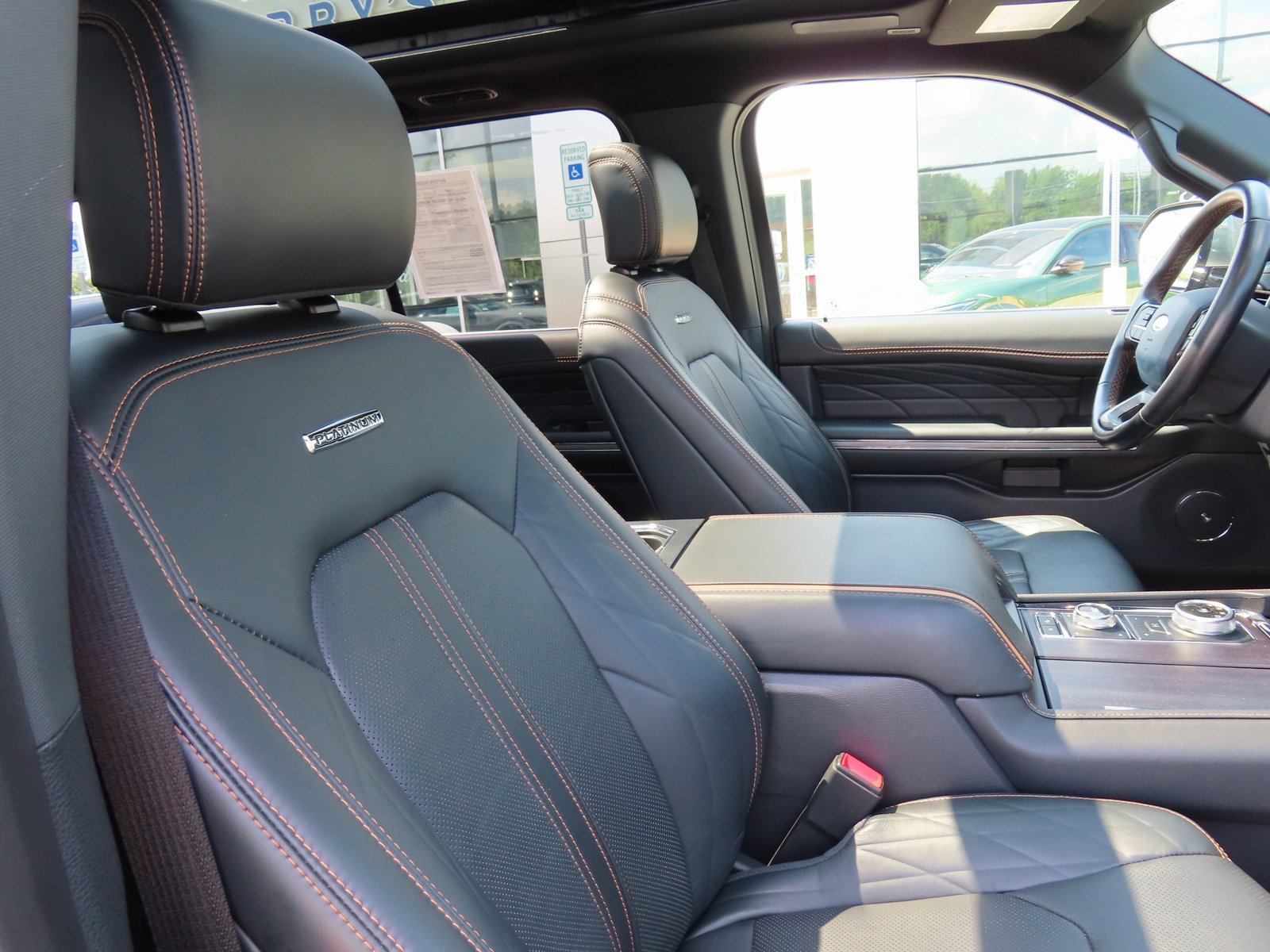 Used 2023 Ford Expedition Platinum image 36