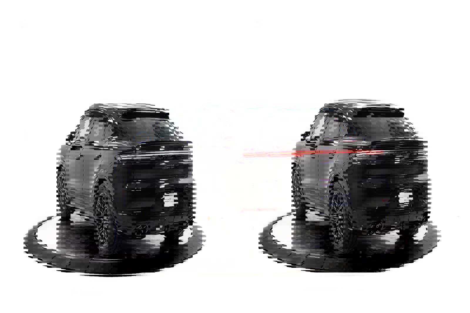 New 2026 Porsche Cayenne GTS AWD/4WD image 3