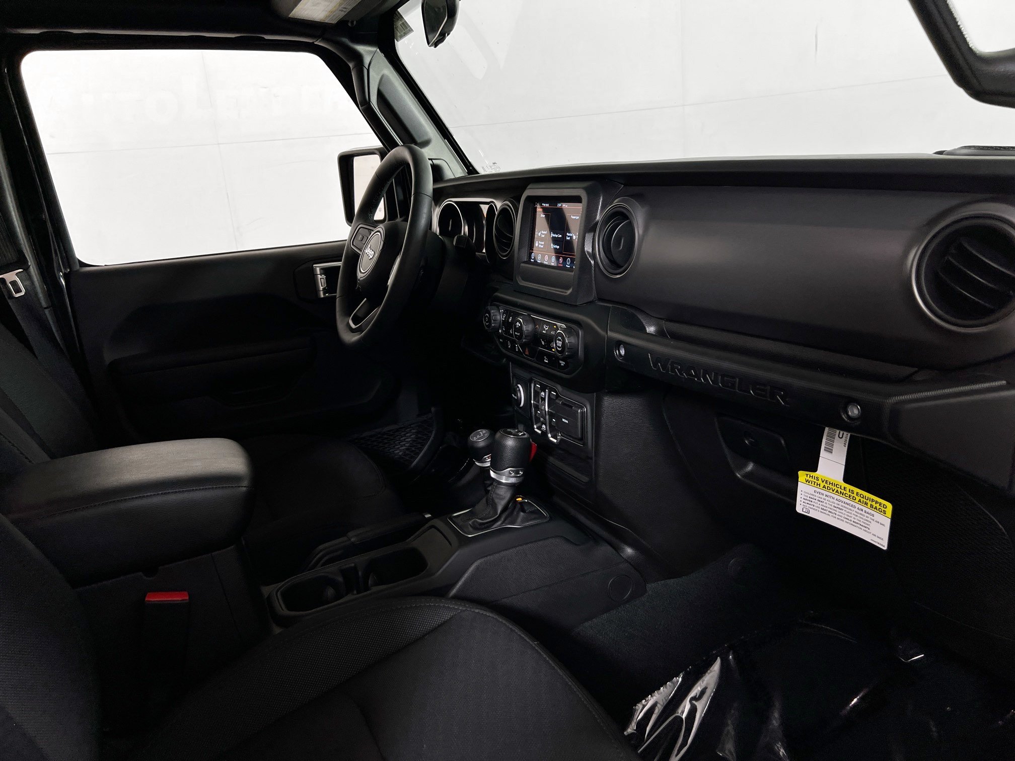 Used 2023 Jeep Wrangler Unlimited Sport AWD/4WD image 27