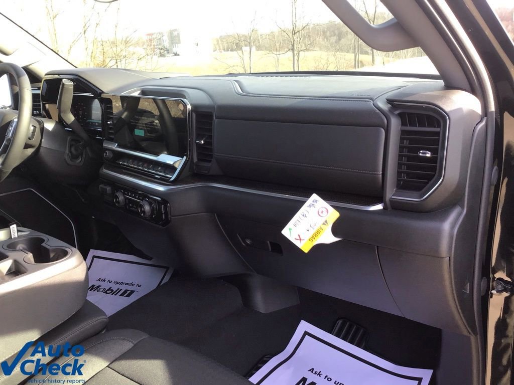 Used 2026 Chevrolet Silverado 1500 RST image 24