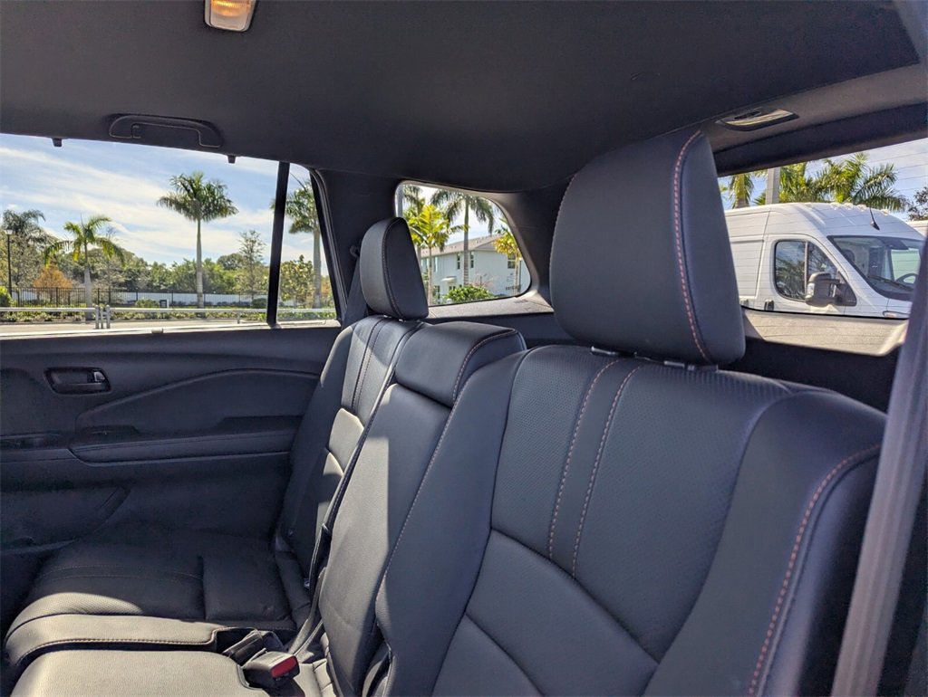 Used 2023 Honda Passport TrailSport image 17