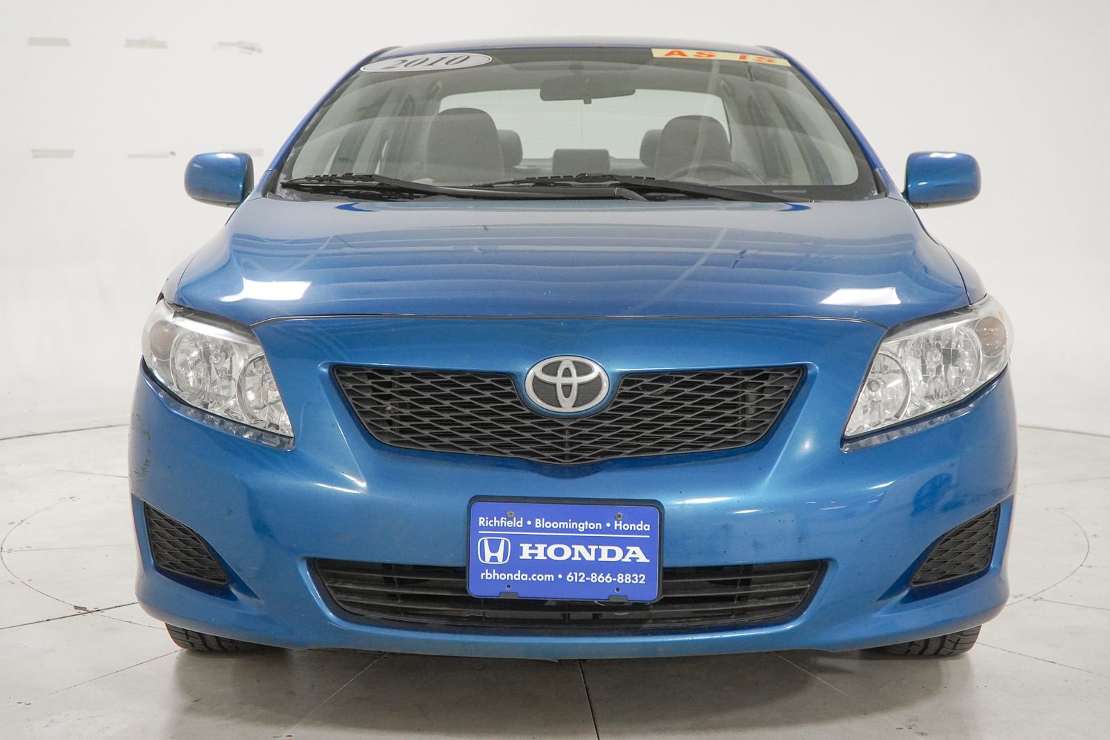 Used 2010 Toyota Corolla LE image 3