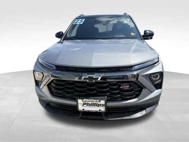 Used 2025 Chevrolet TrailBlazer RS w/ Convenience Package AWD/4WD image 3