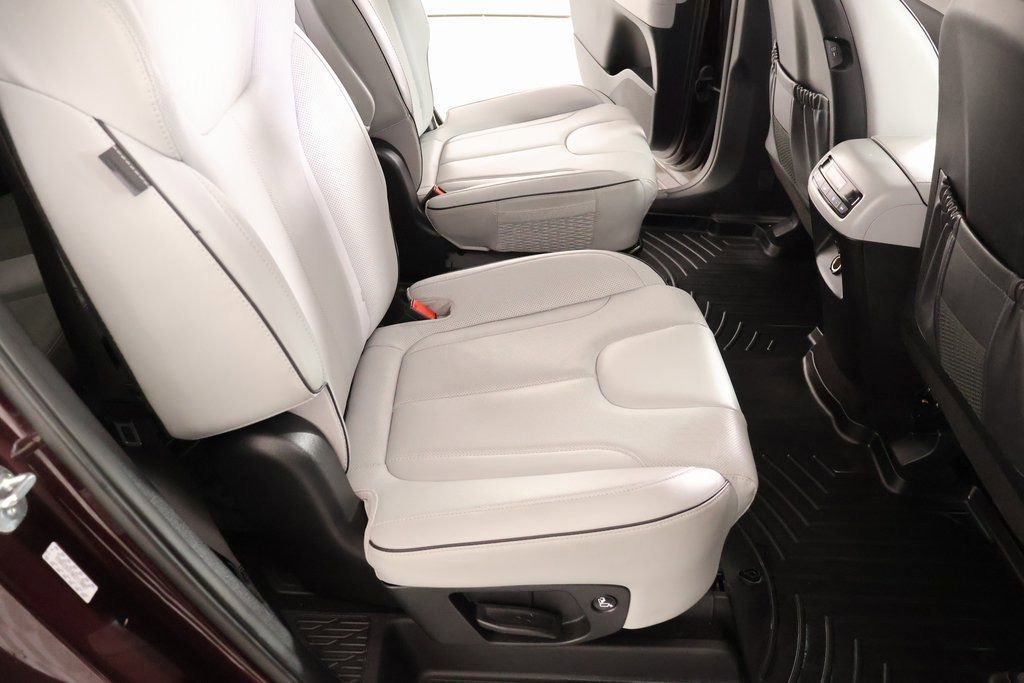 Used 2024 Hyundai Palisade SEL image 16