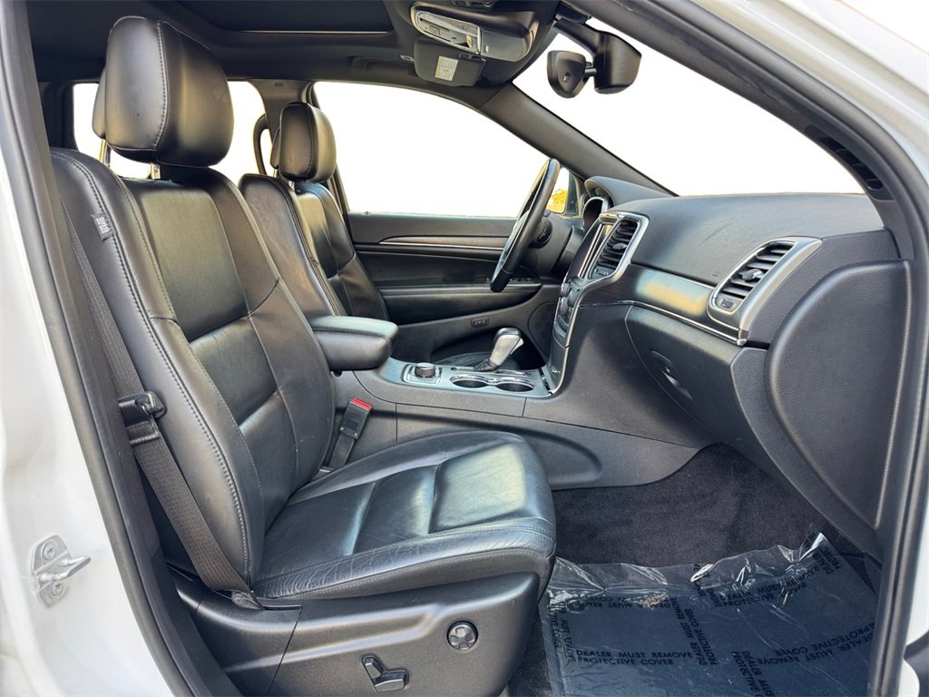 Used 2018 Jeep Grand Cherokee Limited image 18