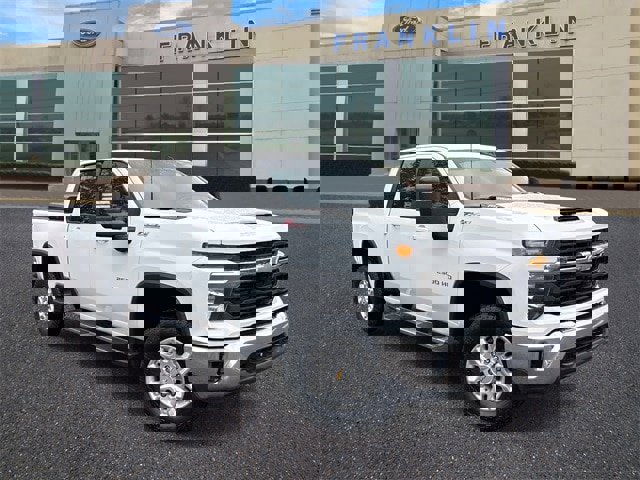 Used 2024 Chevrolet Silverado 2500 LT image 1