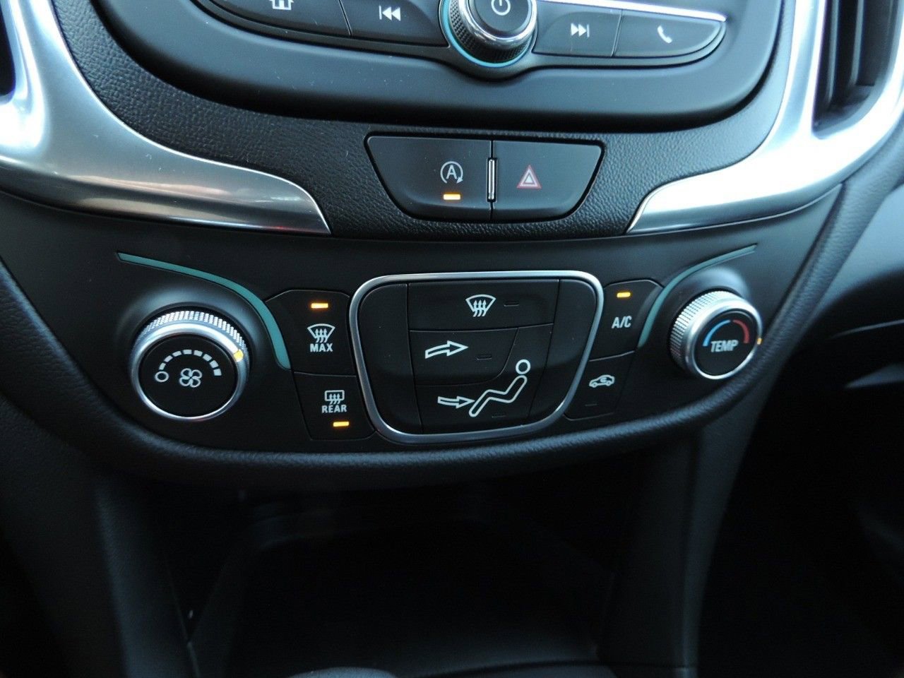 Used 2022 Chevrolet Equinox LT image 22