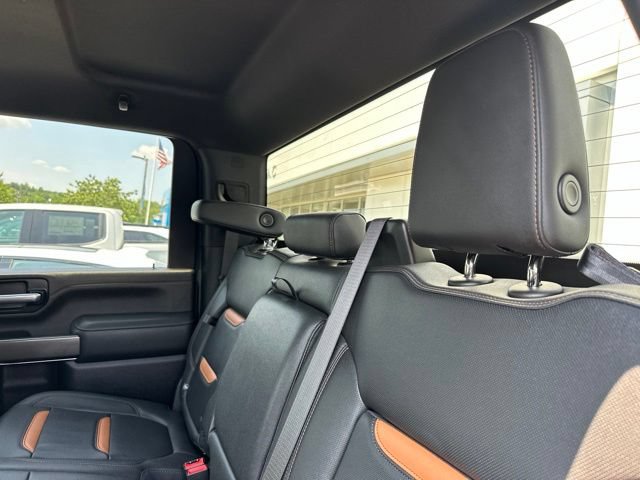 Used 2023 GMC Sierra 2500 AT4 AWD/4WD image 15