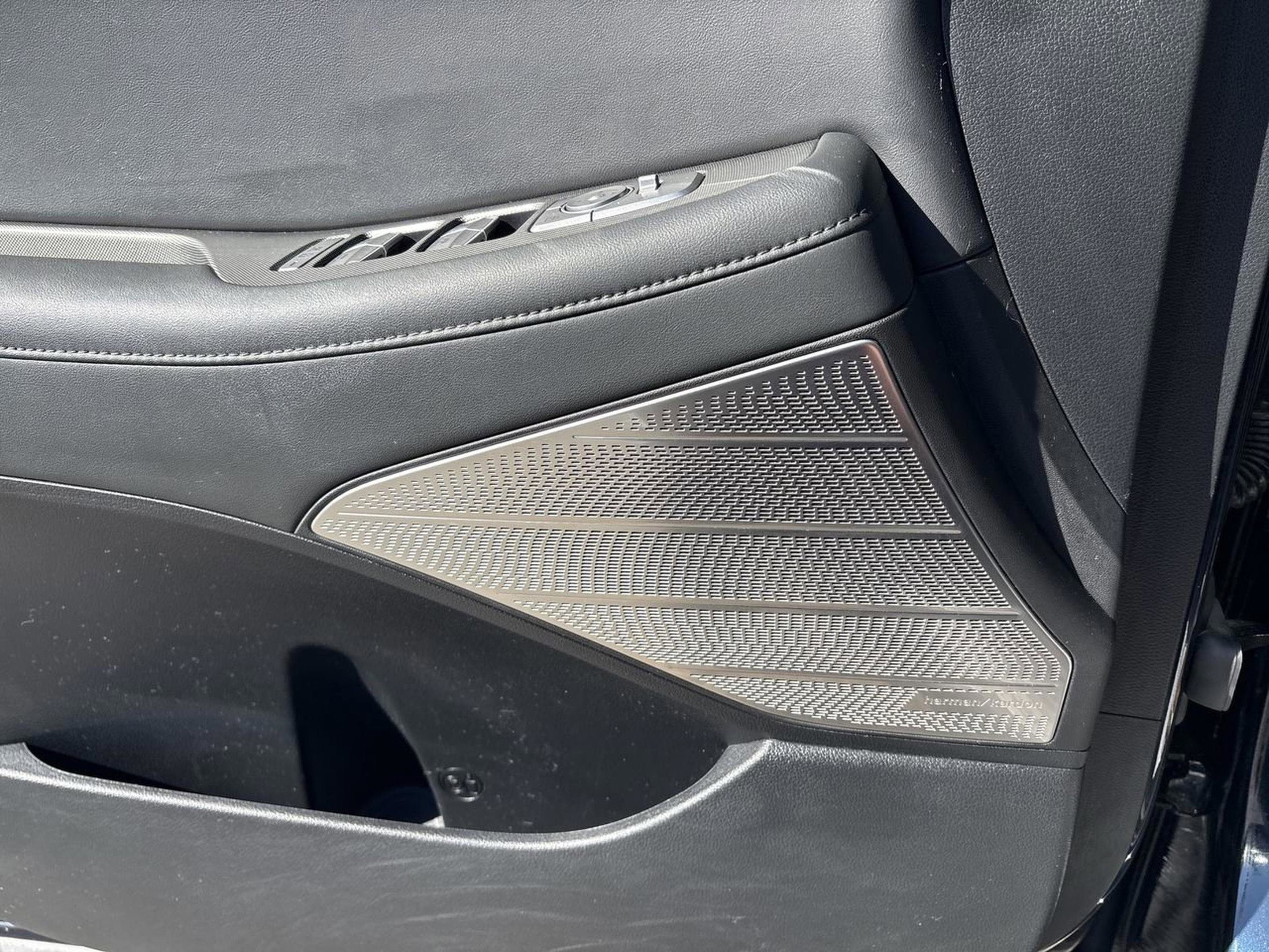 Used 2022 Hyundai Palisade Limited image 33