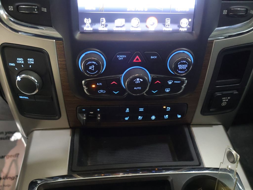 Used 2014 RAM 2500 Laramie AWD/4WD image 28