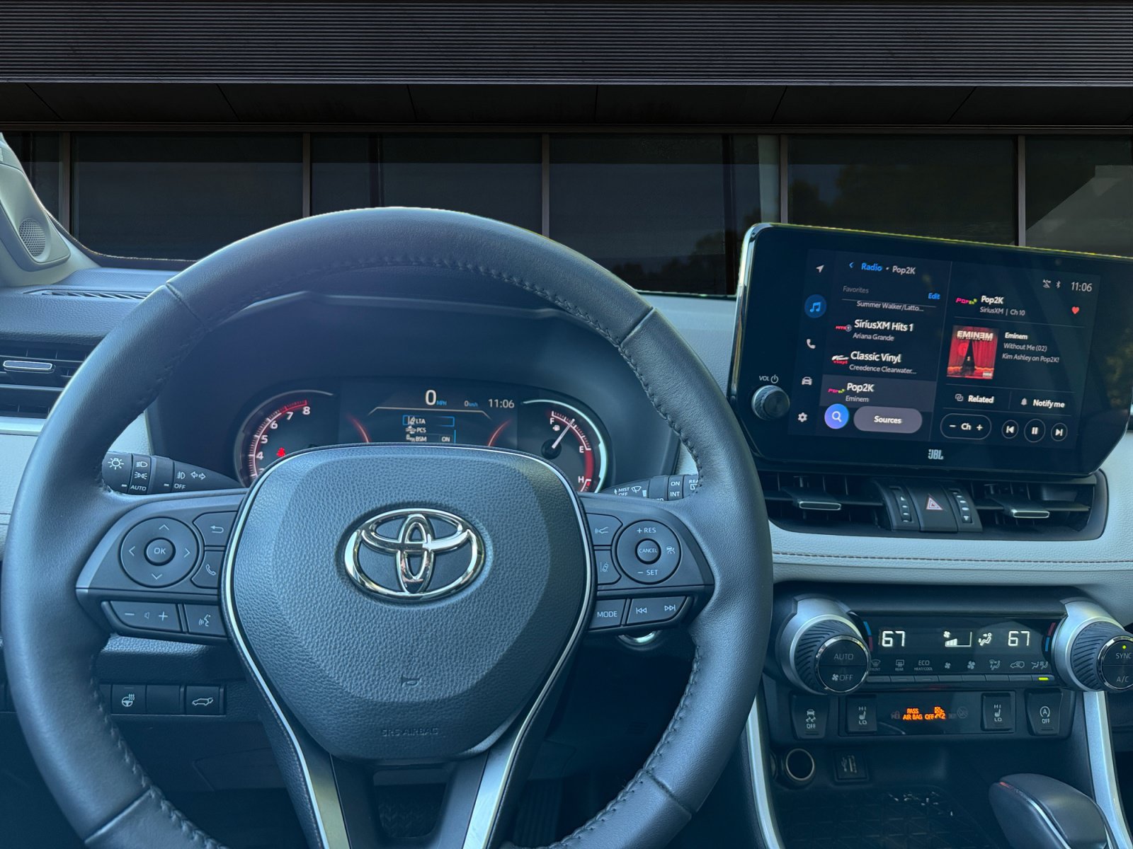 Used 2023 Toyota RAV4 XLE Premium AWD/4WD image 4