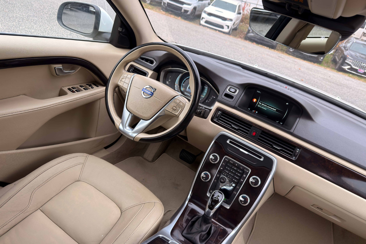 Used 2015 Volvo S80 T6 image 14