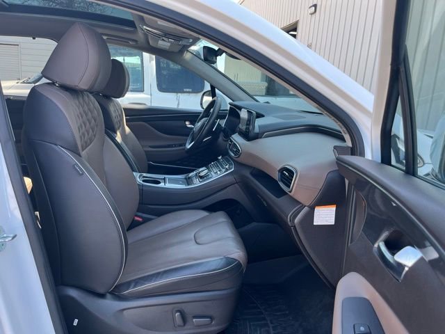 Used 2022 Hyundai Santa Fe Limited image 25