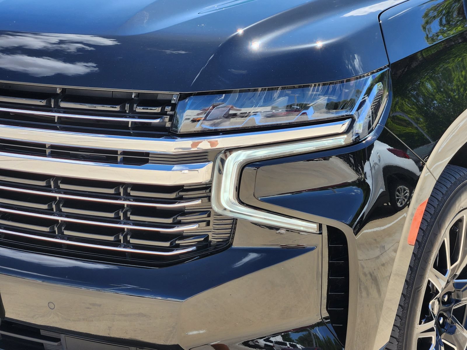 Certified 2023 Chevrolet Tahoe LT w/ LT Signature Plus Package AWD/4WD image 9