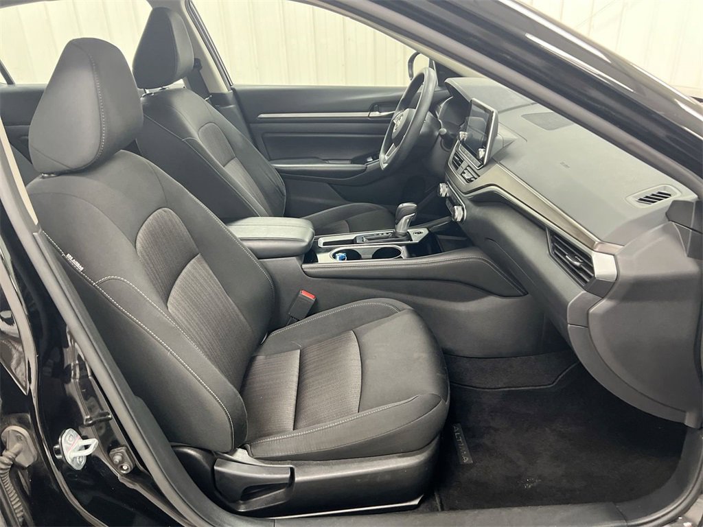 Used 2023 Nissan Altima 2.5 SV image 21