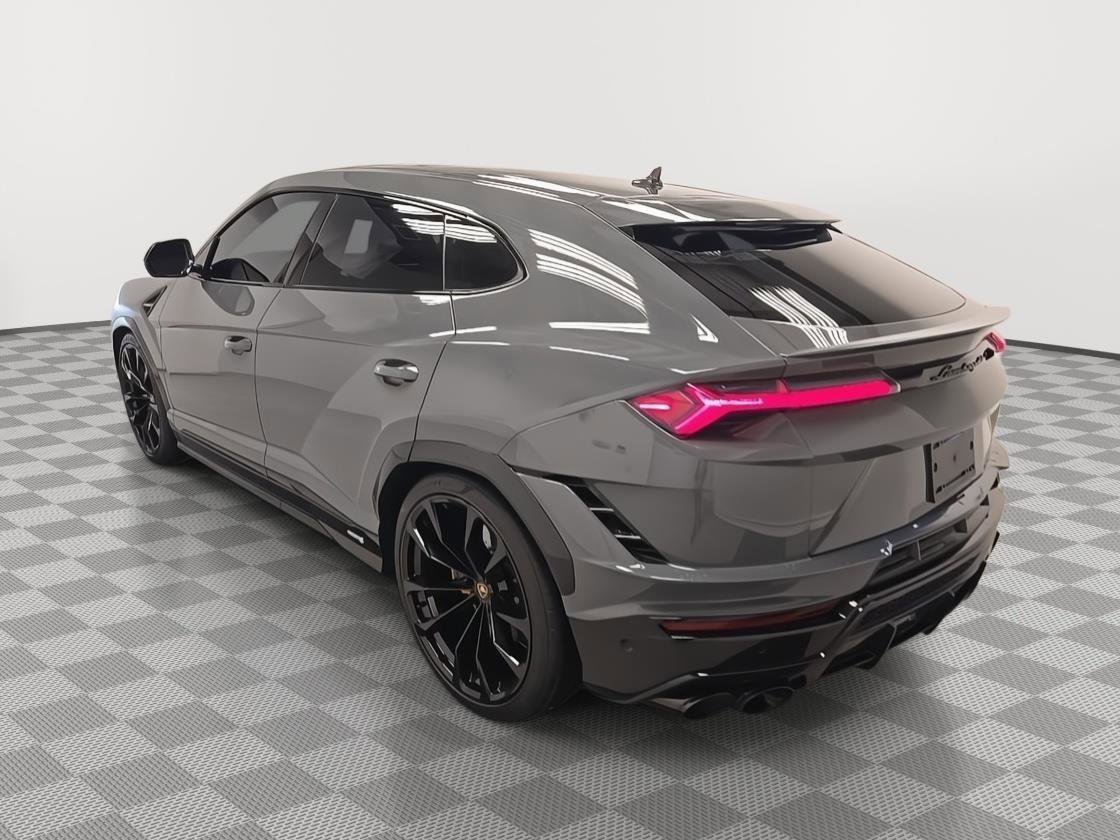 Used 2023 Lamborghini Urus S AWD/4WD image 16