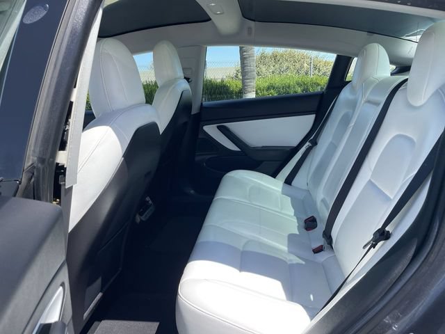 Used 2019 Tesla Model 3 Mid Range RWD image 26
