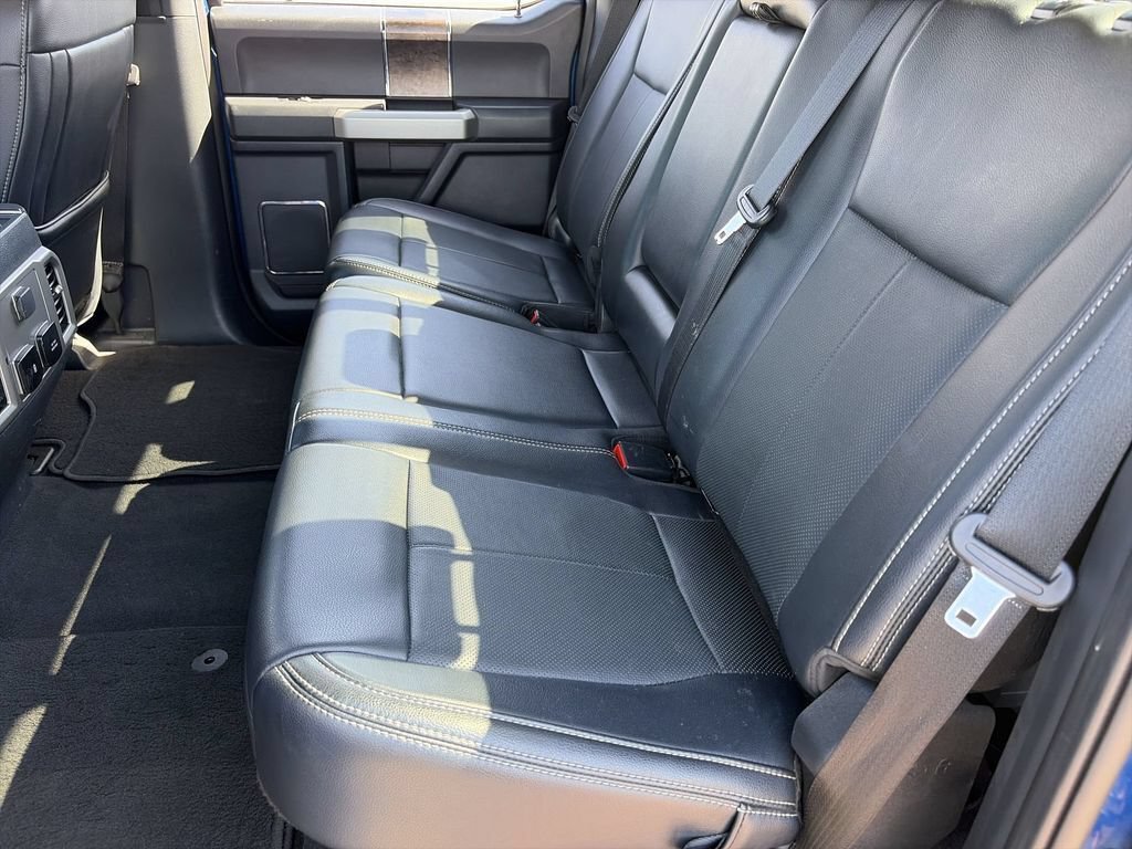 Used 2022 Ford F350 Lariat w/ Black Appearance Package AWD/4WD image 33
